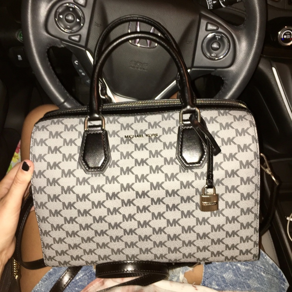 Michael Kors Crossbody Bag